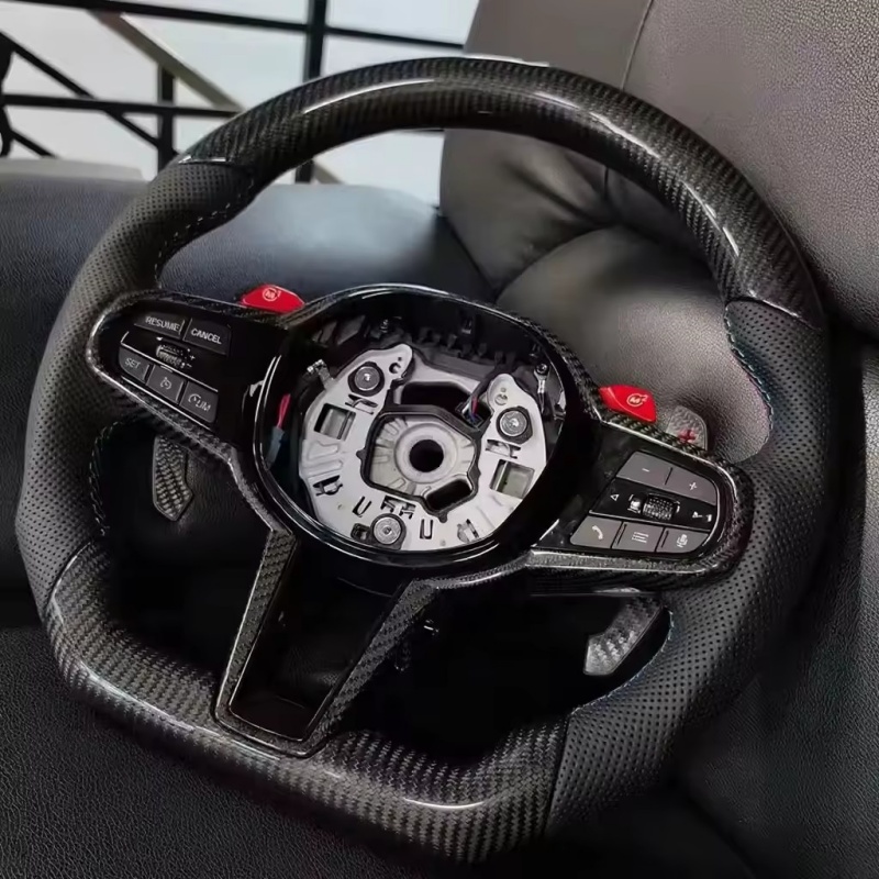 Car Accessories For Steering Wheel - عجلة قيادة سيارة مخصصة من ألياف