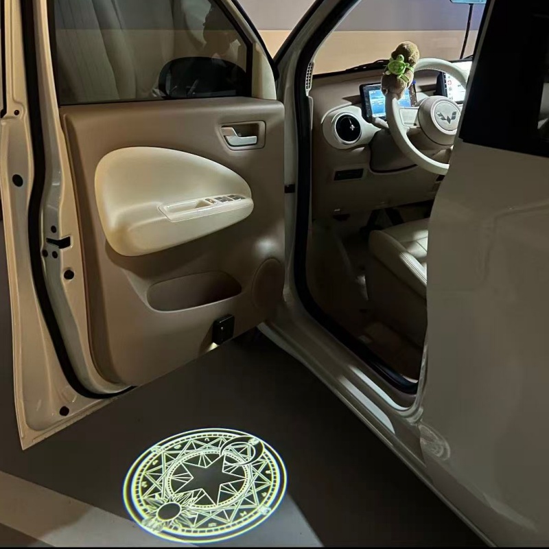 مصباح ترحيب للسيارة بتصميم سيل - مراجعة Car Accessories Kit وسعره